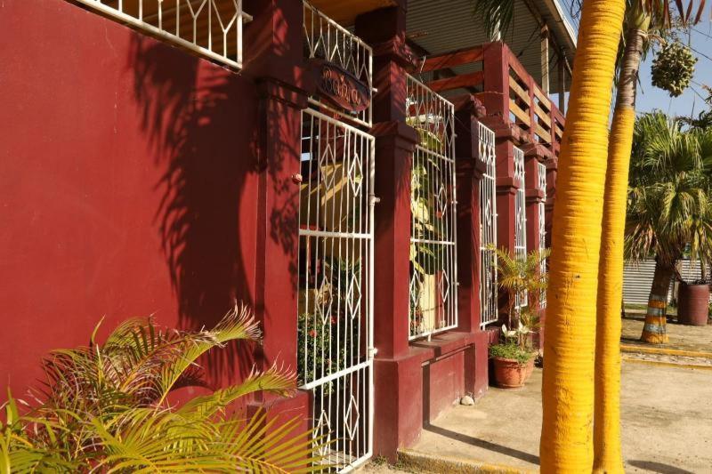 Hotel Bahia Tela Exterior photo